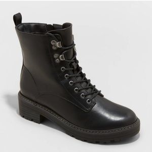 Black log sole combat boots. Faux leather. Size 6.5. Almost new.